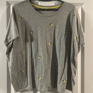 Boden embroidered lemons t-shirt 🍋